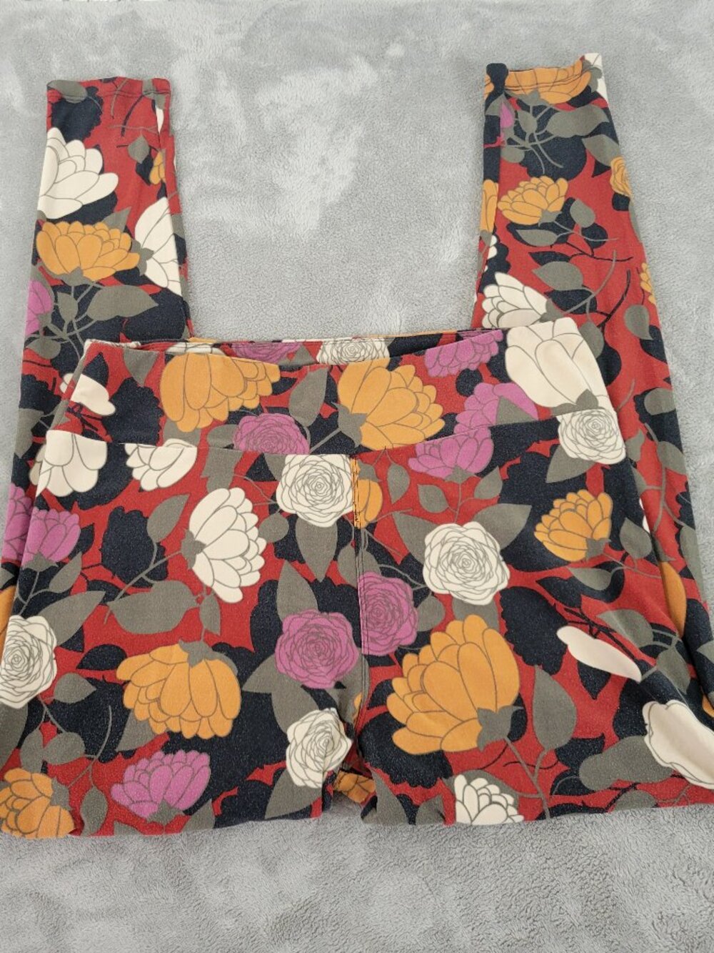 LuLaRoe TC Tall Curvy Leggings Retro Vintage Floral Peony Jogger Pants FLO28E